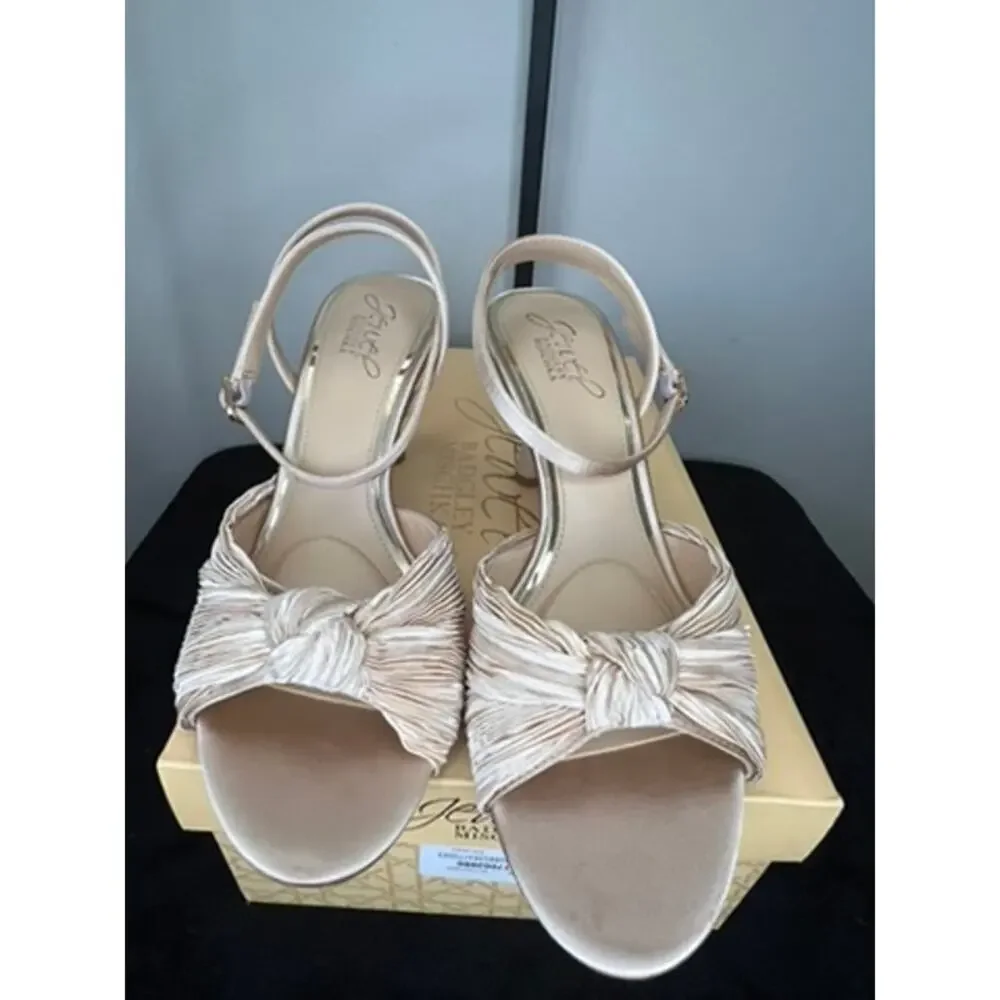 Jewel Badgley Mischka Ibis Latte Satin Knot Evening Sandals Size 6 NIB
